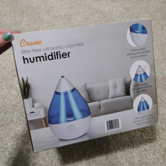 Crane Ultrasonic Half Gallon Humidifier, Blue and White - Picture 2 of 3